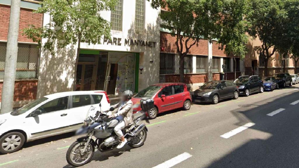 Exterior del colegio Pare Manyanet en Sant Andreu, Barcelona
