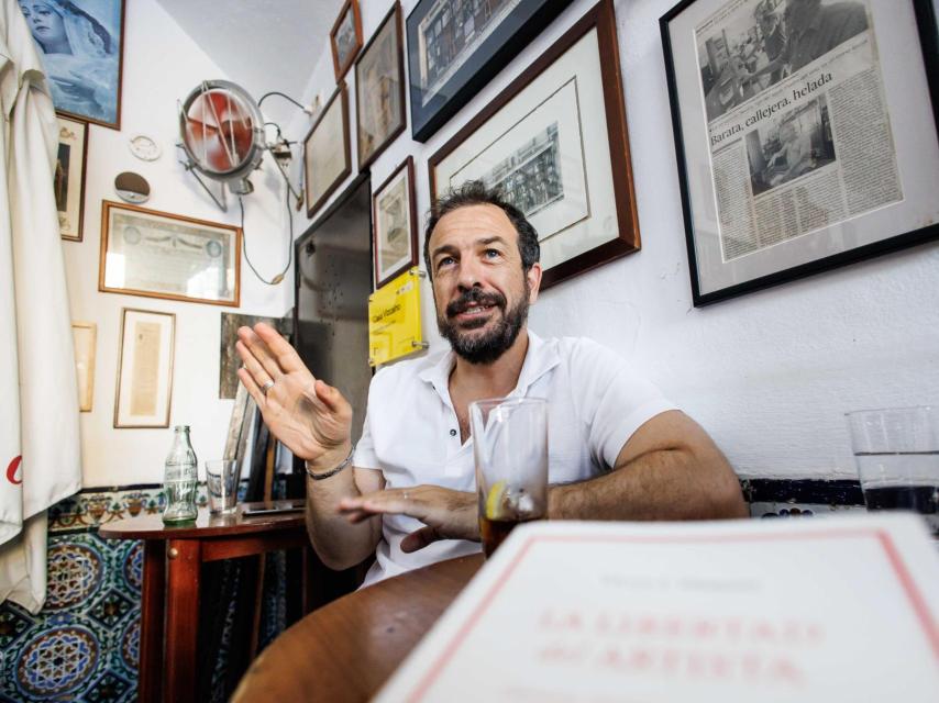 Víctor J. Vázquez