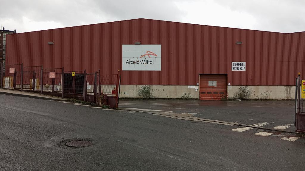 Aspecto de la antigua fábrica de Arcelor Mittal de Zumárraga en 2024.