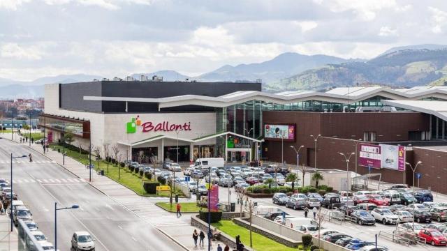 La inversora Rivoli compra el centro comercial Ballonti por 120 millones de euros