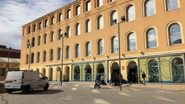 La biblioteca de Can Fabra en Barcelona