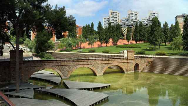 El acueducto del parque Central del distrito de Nou Barris en una imagen de archivo