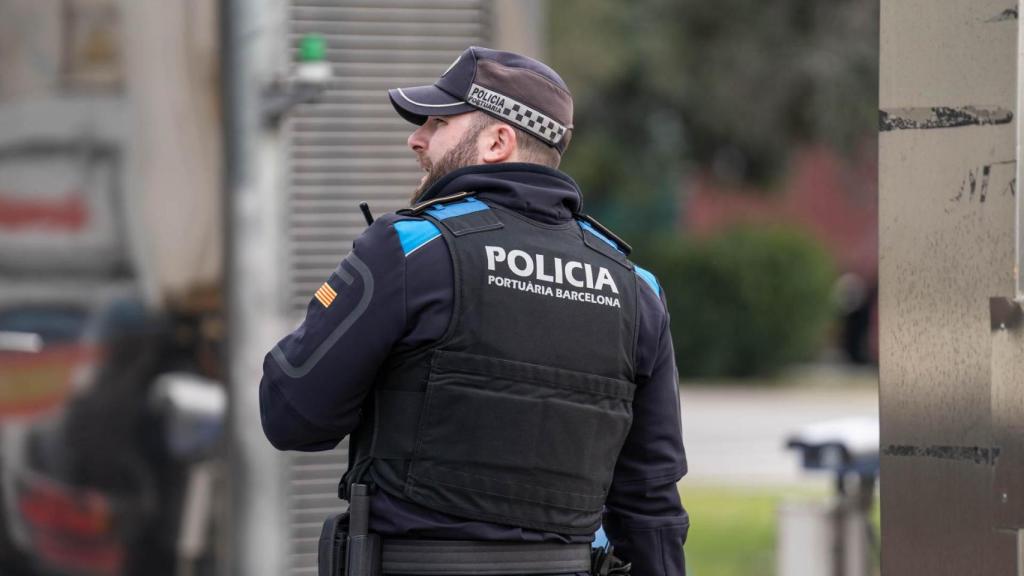 Un agente de la policía portuaria, el día de la explosión