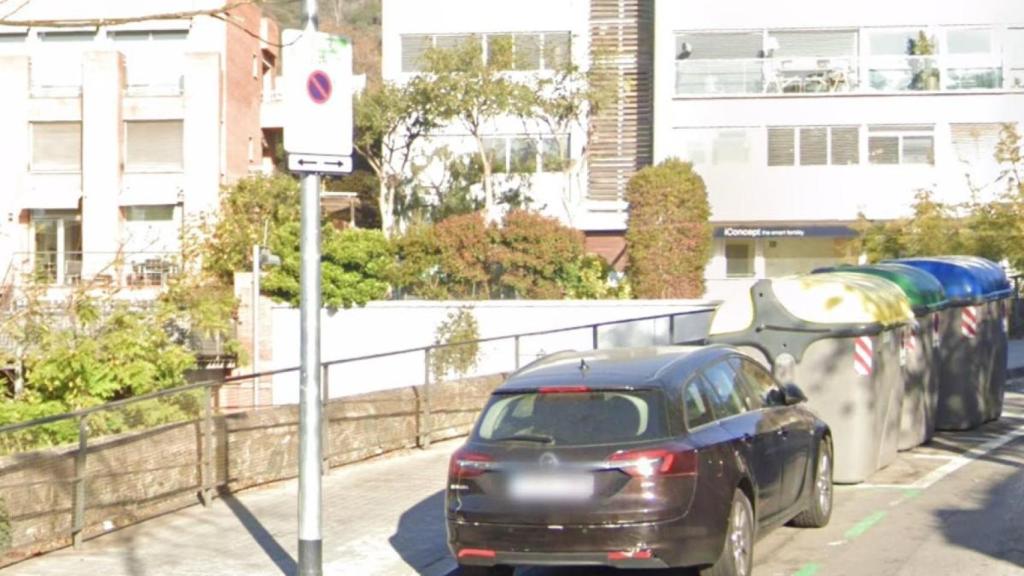 Área verde junto a la Universitat Abat Oliba